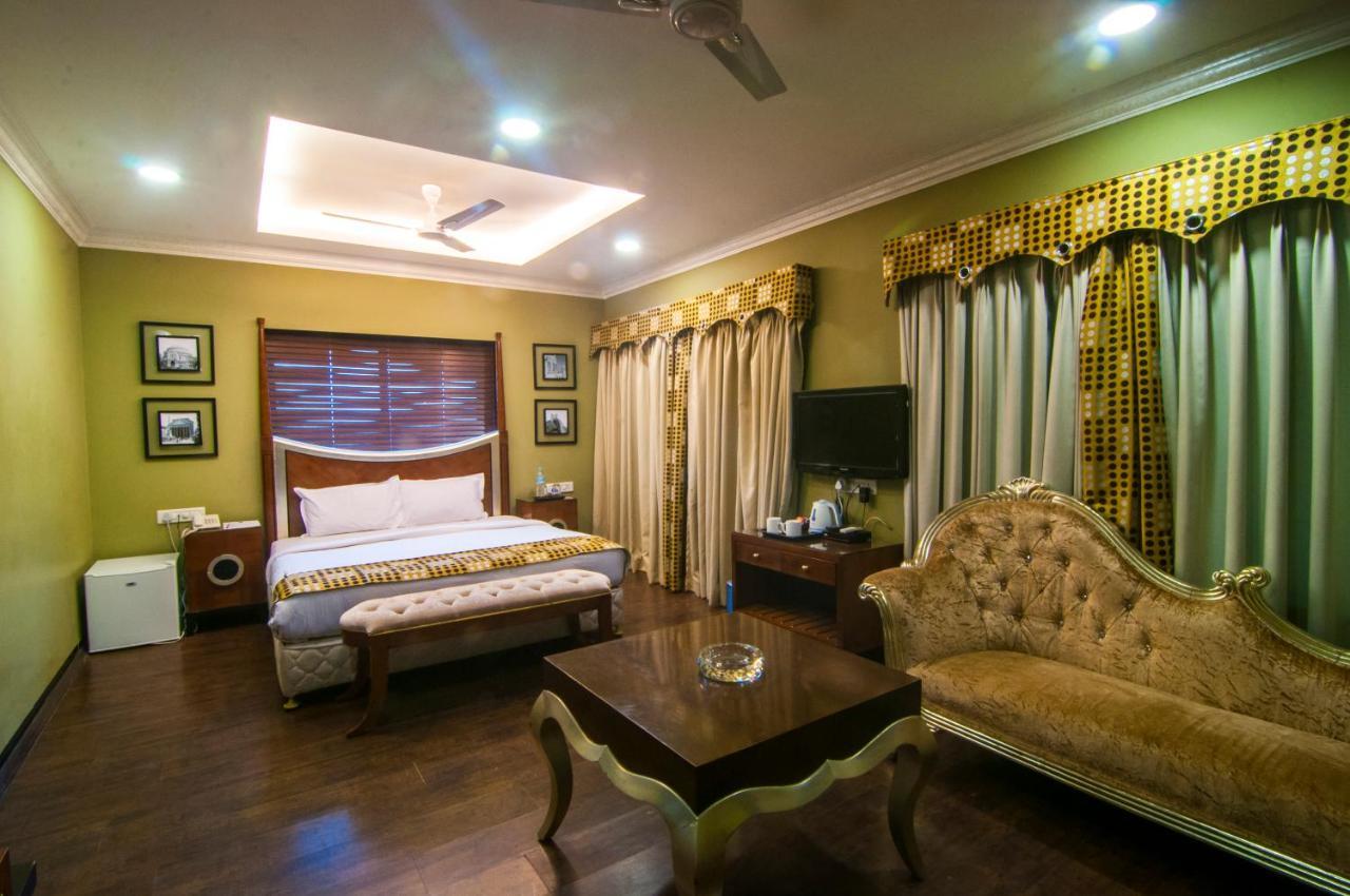 Jalsa Hotel & Banquets,Indore Exterior foto