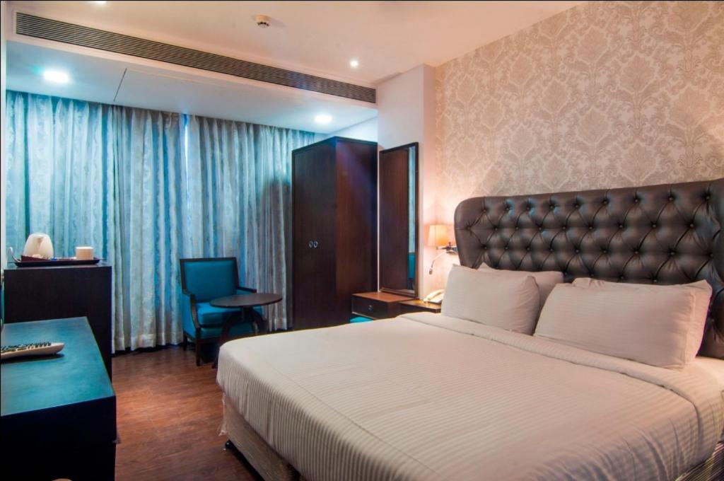 Jalsa Hotel & Banquets,Indore Exterior foto