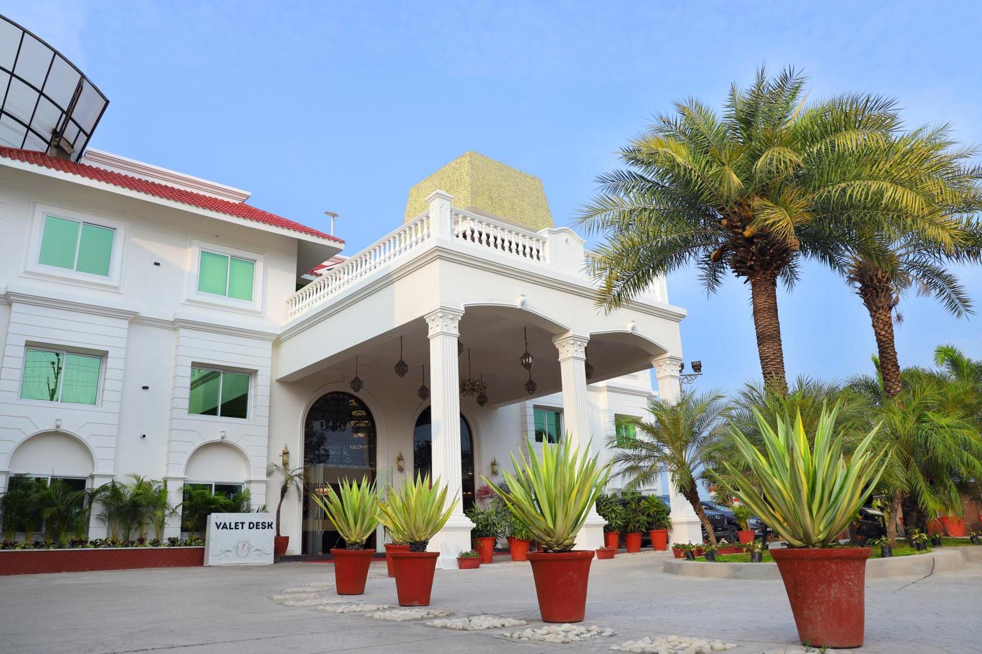 Jalsa Hotel & Banquets,Indore Exterior foto